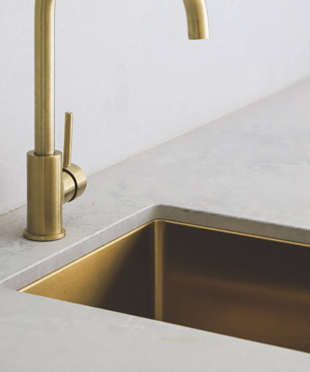 Évier de cuisine simple 380 mm - laiton brossé - Balsa